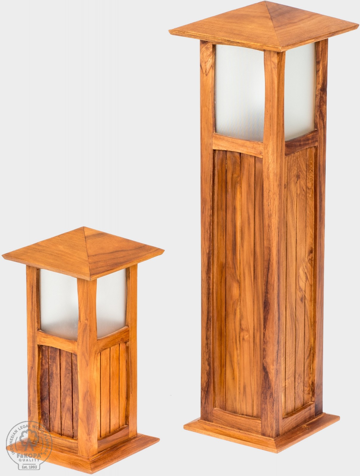 LUCIO - lampa z teaku blank